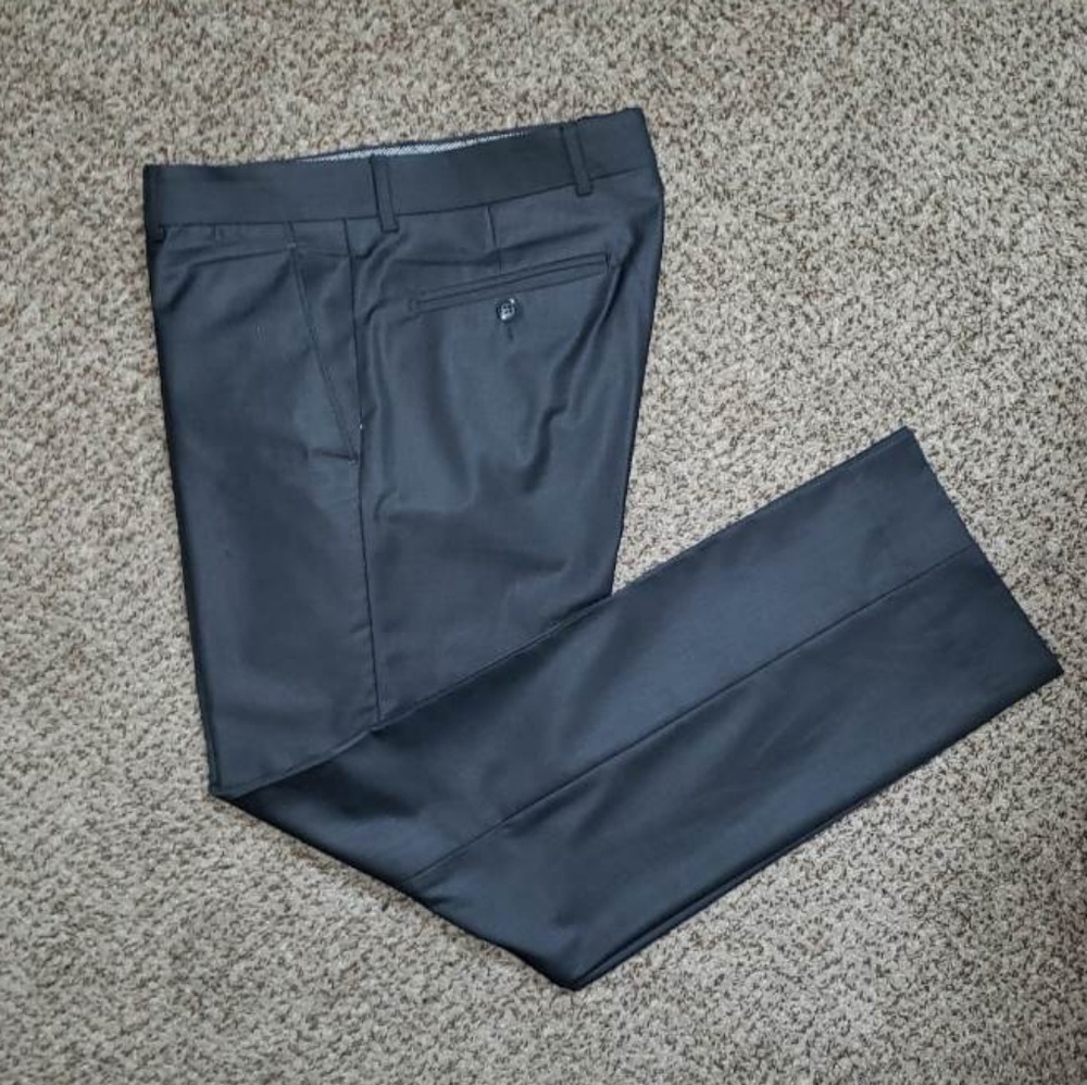 Men's Suit. - Picture 8 of 8